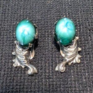 Vintage Art Deco Clip On Earrings Silver Leaf Green Blue Cats Eye Glass Stone
